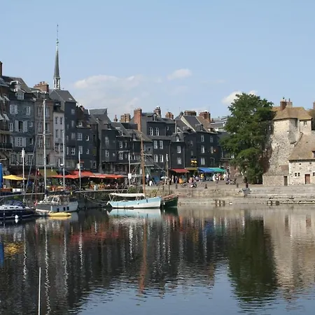 Chez Fifille Dans Parking Privé