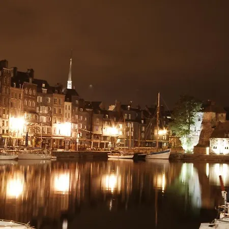 Chez Fifille Dans Parking Prive * Honfleur