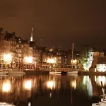 Chez Fifille Dans Parking Prive * Honfleur
