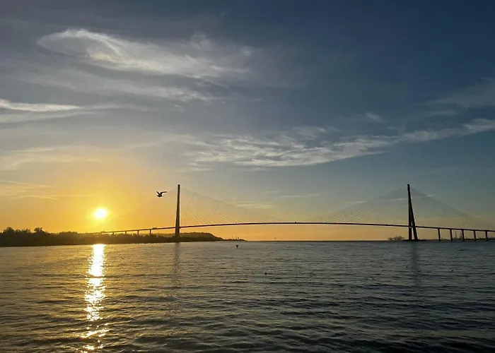 Chez Fifille Dans Parking Prive 옹플뢰르